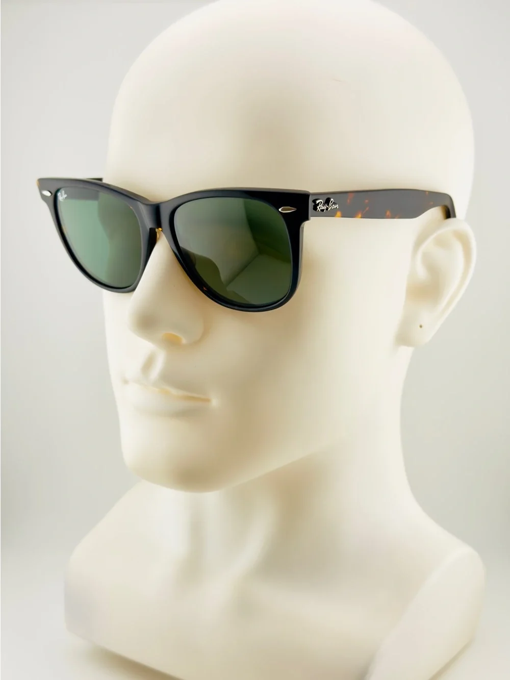 Ray-Ban Classic Wayfarer Sunglasses RB2140 Tortoise Frame with Green Lens 54mm
